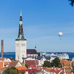 Toompea Castle 2 Bedroom Old Town Lejlighed