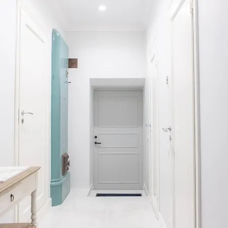 아파트 Toompea Castle 2 Bedroom Old Town 탈린
