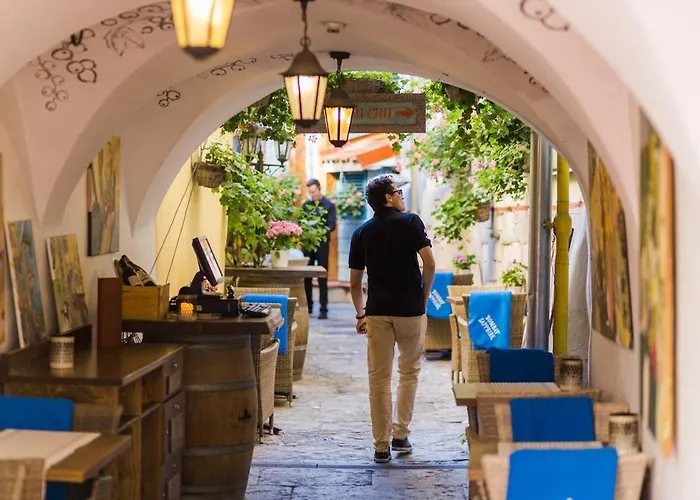 Toompea Castle 2 Bedroom Old Town * تالين