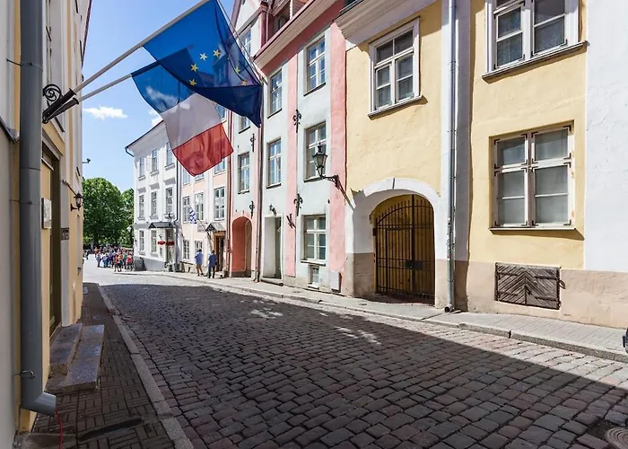 Toompea Castle 2 Bedroom Old Town *