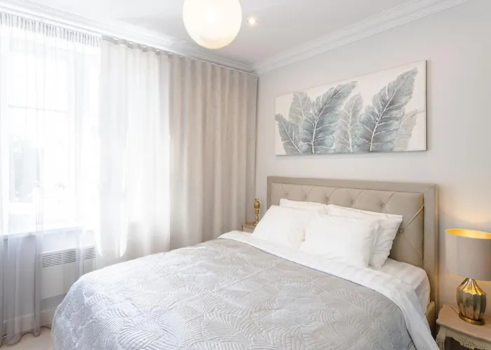 شقة Toompea Castle 2 Bedroom Old Town تالين