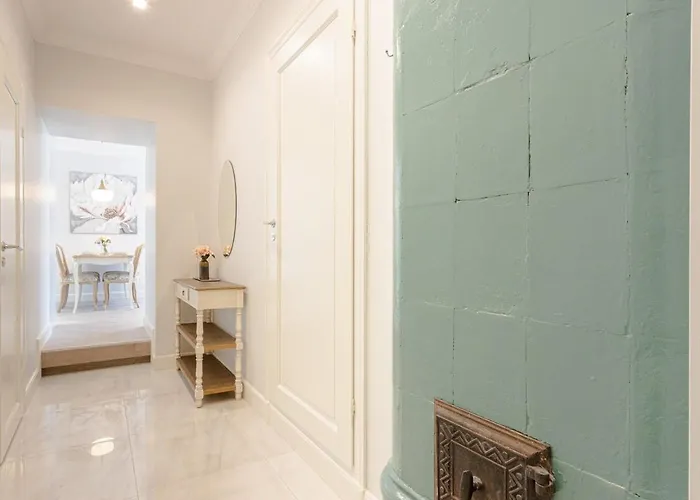 شقة Toompea Castle 2 Bedroom Old Town تالين