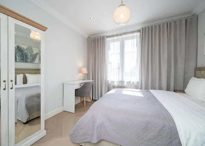 Toompea Castle 2 Bedroom Old Town شقة تالين