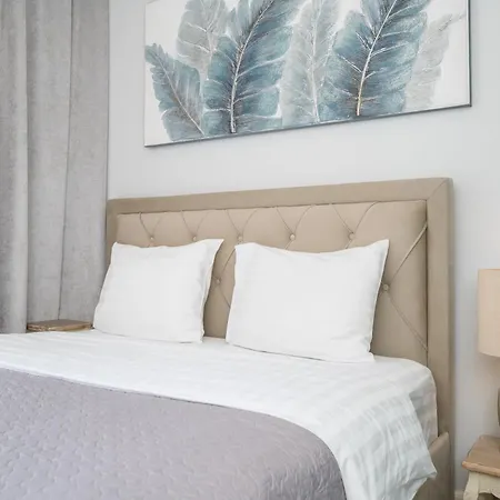 Toompea Castle 2 Bedroom Old Town アパート *