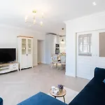 Toompea Castle 2 Bedroom Old Town 아파트