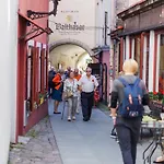 Toompea Castle 2 Bedroom Old Town 탈린