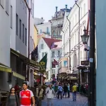 Toompea Castle 2 Bedroom Old Town 탈린